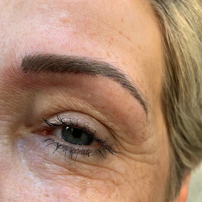 Härchenzeichnung PMU Microneedling in Thüringen MK Beauty Art Academy