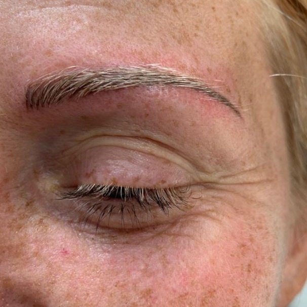 Härchenzeichnung PMU Microneedling in Thüringen MK Beauty Art Academy