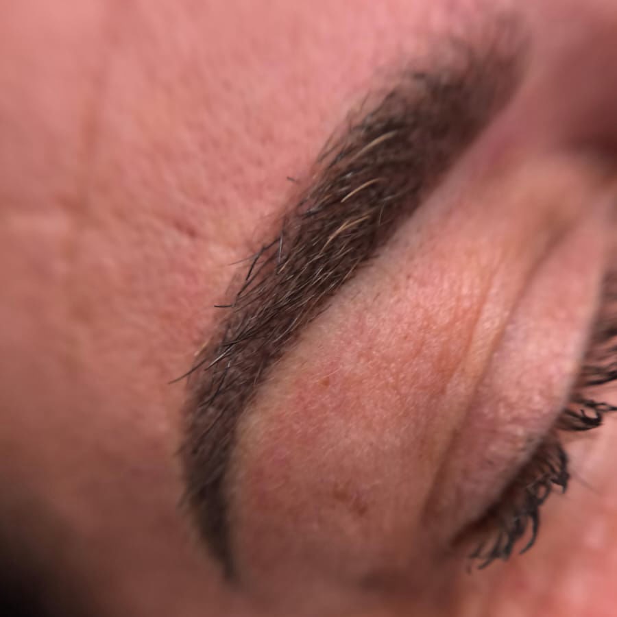 Permanent Make-Up Augenbraue in Thüringen MK Beauty Art Academy